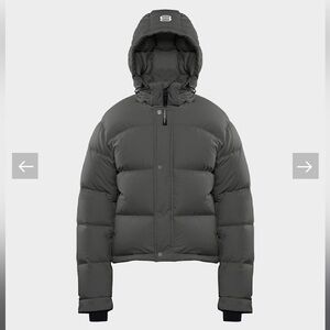 🩶The Super Puff Gray Puffer Jacket.